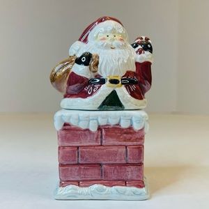 Santa on Chimney Salt and Pepper Shaker Set